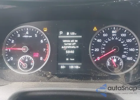 2022 Kia K5 Gt-Line z USA, uszkodzony, nr VIN 5XXG64J22NG083912